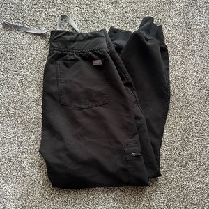 FIGS Zamora scrub pant